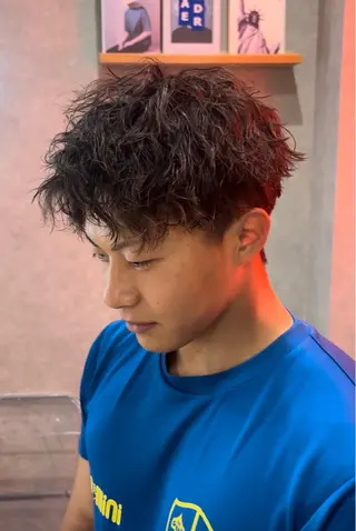 ショート パーマ メンズ 長谷川 湧のヘアスタイル