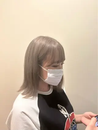 ミディアム カラー 💙ルル💙 ハイトーン/レイヤーのヘアスタイル