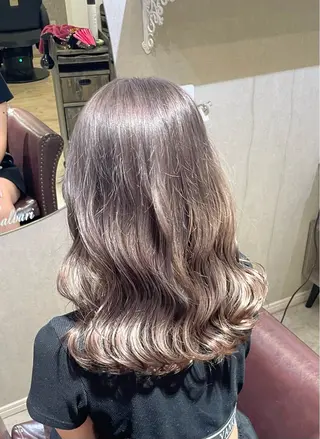 セミロング カラー ヘアアレンジ 小野寺祐希人 Calbariのヘアスタイル