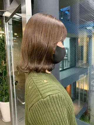 ミディアム カラー 透明感/オリーブ/ グレージュ/YUKAのヘアスタイル