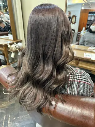 セミロング カラー レイヤーカット/ カラー/長谷恵花のヘアスタイル