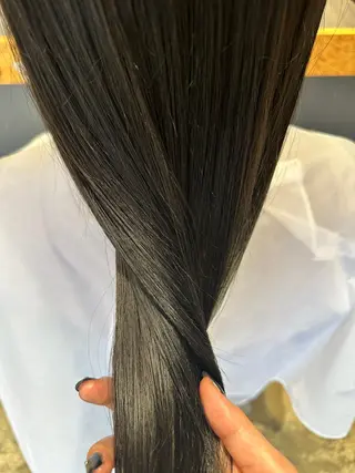 ロング カラー 古川 杏果のヘアスタイル