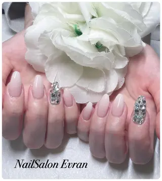 ネイル Nail salon Evranのネイルデザイン