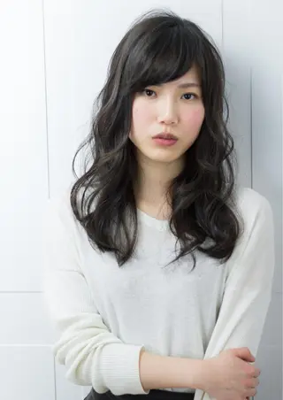 セミロング 森 海のヘアスタイル