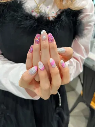 ネイル 👽個性派ネイル🎀 komachiのヘアスタイル