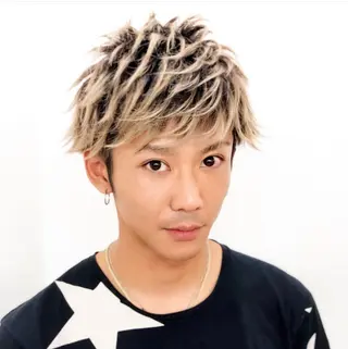 ショート カラー Gemini所属・hairsolon Geminiのヘアスタイル