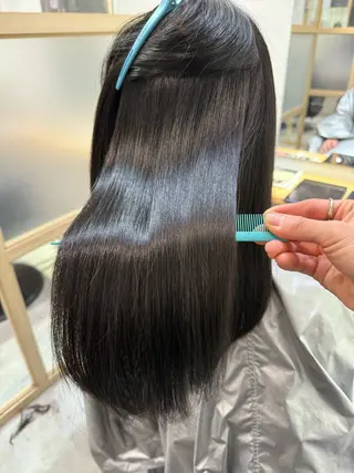 セミロング ✨シルクストレート✨ 美髪髪質改善Yukiのヘアスタイル