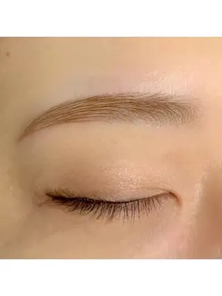 アイブロウ エサージュ横浜所属・✨マツエクモデル 募集✨佐久間🪄のマツエク・マツパデザイン