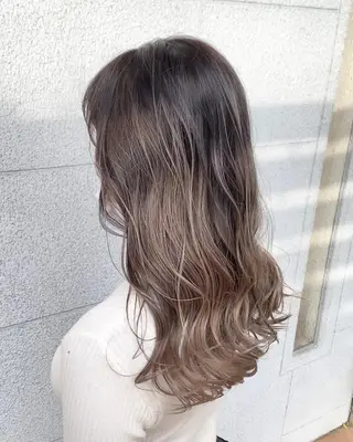 セミロング カラー 高槻No.1🇰🇷 韓国ヘア 橋口陽太のヘアスタイル