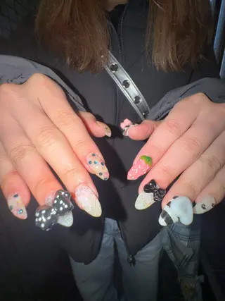 ネイル MITSUKI🪡 海外/個性派/ロングのネイルデザイン