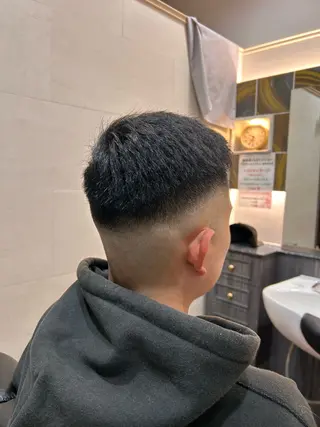 ショート メンズ 【無料メンズカット】 土肥 穂菜美のヘアスタイル