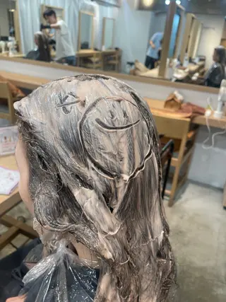 ロング カラー 声優オタク美容師🎀 𝑹𝑰𝑵𝑶𝑵のヘアスタイル