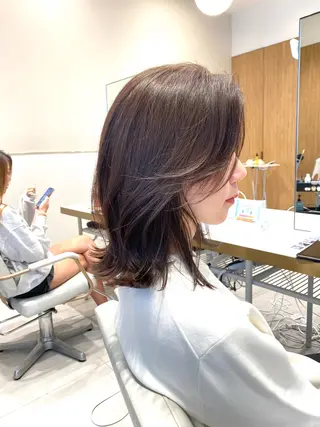 ミディアム カラー パーマ ヘアアレンジ 小野寺瑞希 /最小顔カットのヘアスタイル