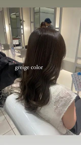 ミディアム カラー BiBi  藪 菜月のヘアスタイル