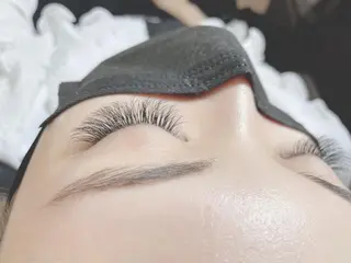 マツエク・マツパ SESUNNY セサ二ー　SAYAのマツエク・マツパデザイン