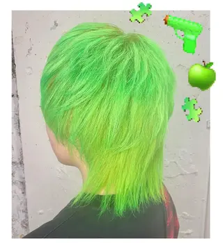 ショート カラー GARU-ガル-所属・TSUNO🦖 派手髪/オタク美容師のヘアスタイル