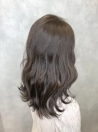 セミロング カラー ヘアアレンジ universe tokyoのヘアスタイル