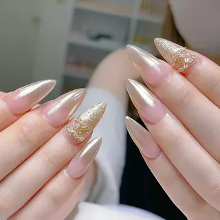 ネイル Queens 榊 まおのネイルデザイン