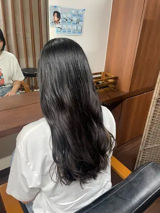 ロング Amour【アムール】所属・voler[ヴォレ] moekaのヘアスタイル