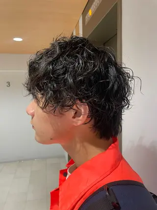 ショート パーマ メンズ 松田 憲人のヘアスタイル