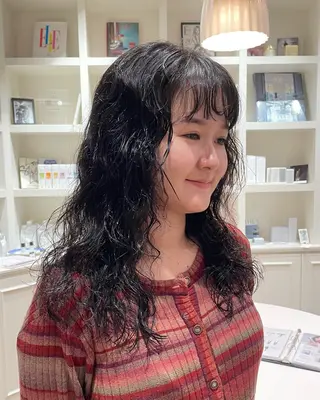 ロング パーマ ELLE salon サエのヘアスタイル