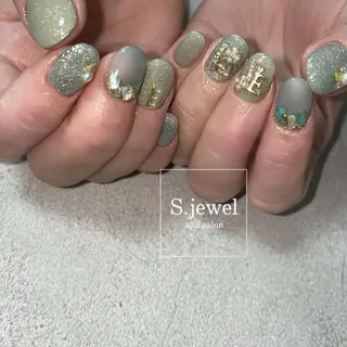 ネイル S♡JEWEL所属・S. JEWELのネイルデザイン