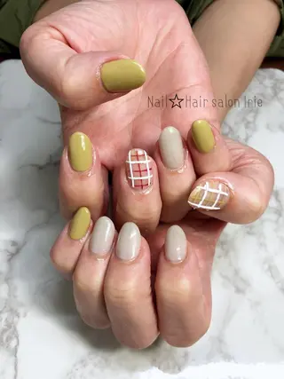 ネイル Hair salon Irie所属・與儀 知佳のネイルデザイン