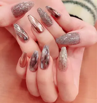 ネイル R salonのネイルデザイン