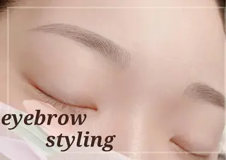 マツエク・マツパ アイブロウ ワックス脱毛専門店 ICE  池袋の眉毛・アイブロウイメージ