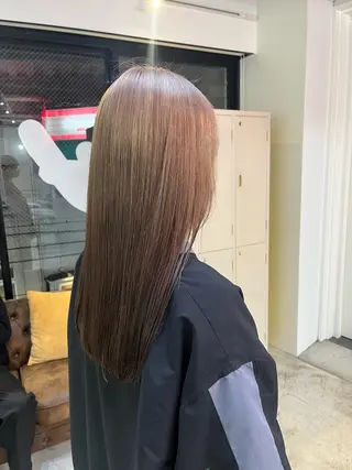 セミロング カラー ハイトーン/レイヤー ハッシュカット/牧原のヘアスタイル