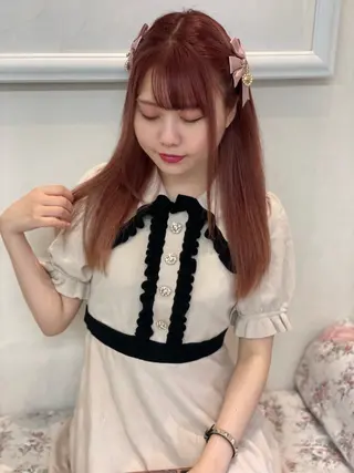 ロング カラー ヒヨシ ルナのヘアスタイル