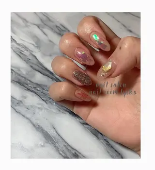 ネイル ﾈｲﾙﾙｰﾑﾘｯｶ 𝐦𝐚𝐲𝐮のネイルデザイン