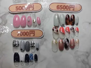 ネイル ネイルサロン Cureのネイルデザイン