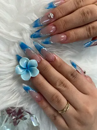 ネイル L'ea  Rose レア・ローズのネイルデザイン