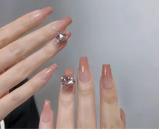 ネイル u1salon所属・ゆい ユイのネイルデザイン