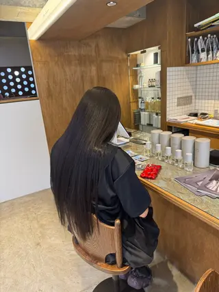 ロング 名駅/酸性ストレート /ワンカラー/アヤハのヘアスタイル