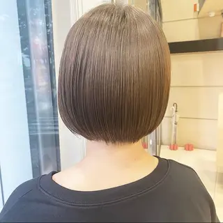 ショート カラー 滝本 里実のヘアスタイル