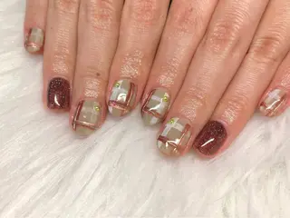 ネイル reyel Aのネイルデザイン