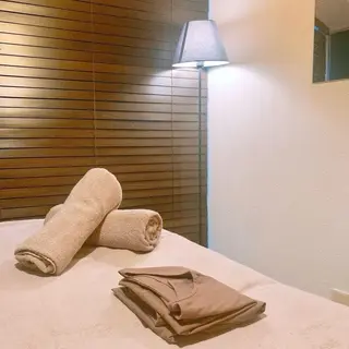 美容鍼灸サロンヴィクトワール所属・池袋美容鍼サロン ヴィクトワール　小林のエステ・リラクイメージ