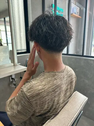 ショート パーマ メンズ 長谷川 湧のヘアスタイル