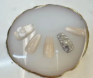 ネイル Queeens nailのネイルデザイン