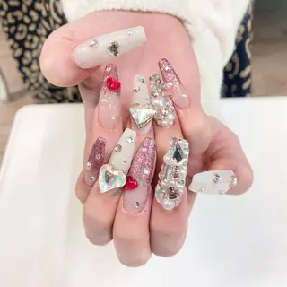 ネイル Kira-ra所属・Kira-ra💎 KIRARIのネイルデザイン