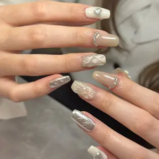 ネイル ネイルサロンLaugh.所属・松浦 未悠のネイルデザイン