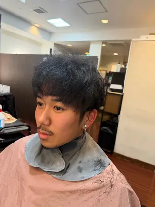 ミディアム メンズ k-style hair studio所属・糸山 仁のヘアスタイル