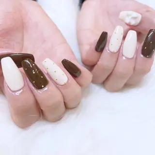 ネイル Surya LANKA所属・SuryaLANKA yunaのネイルデザイン