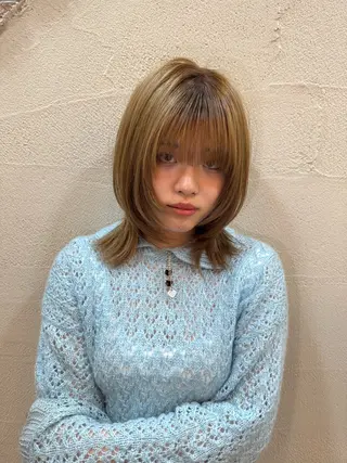 ミディアム カラー 韓国風🇰🇷レイヤ ーKEI🇰🇷のヘアスタイル