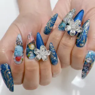 ロング ネイル nailsalon 220momokaのネイルデザイン