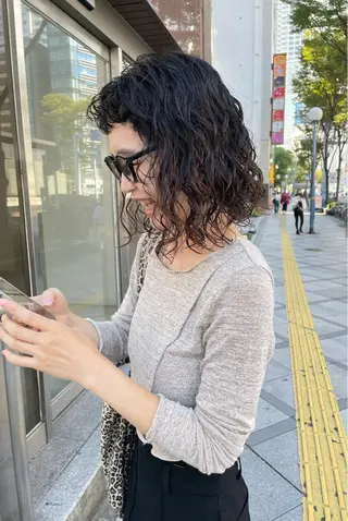 ミディアム カラー パーマ ヘアアレンジ メンズ キッズ ネイル マツエク・マツパ アイブロウ tatsumi/ボブ ウルフ/レイヤーのヘアスタイル