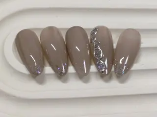 ネイル 野島 亜美のネイルデザイン