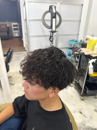 パーマ メンズ 椎木 琉聖のヘアスタイル